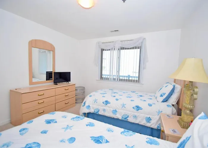 Harbour Club G7 Apartment *