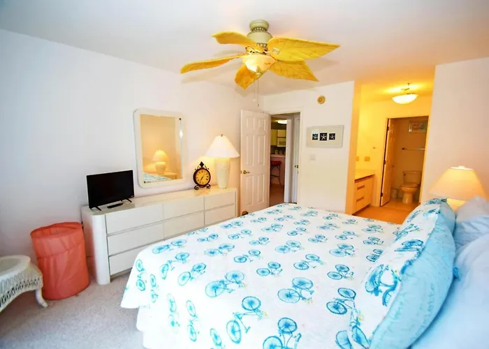 Harbour Club G7 Apartment
