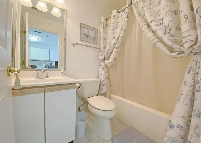 Harbour Club G7 Apartment *